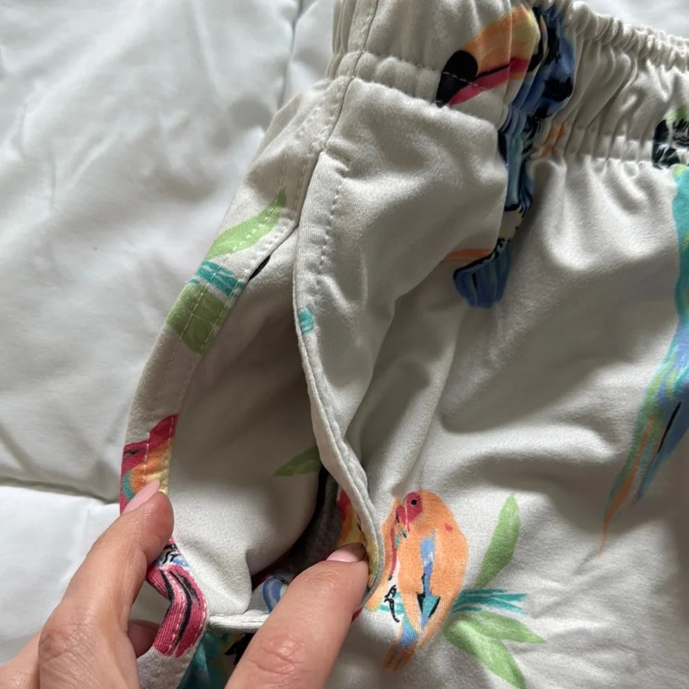Tropical Parrot Print Women's Shorts - Picture 6 of 7